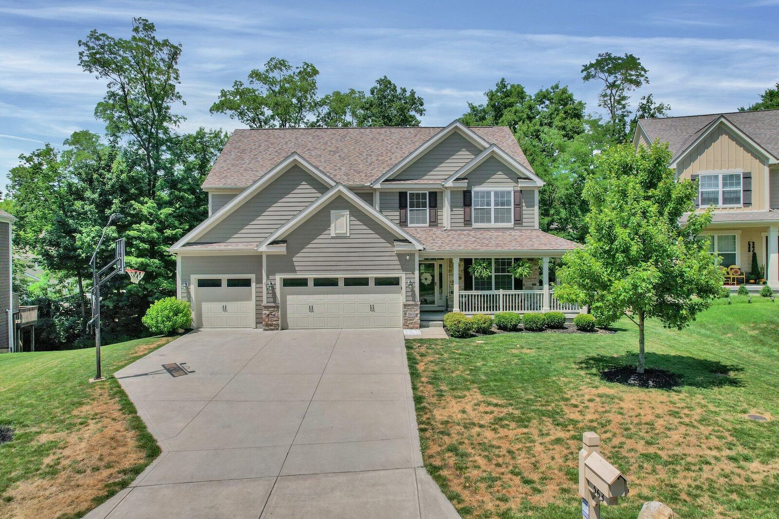 Property Photo: 563 Covered Bridge Drive OH 43015