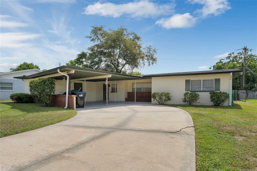 Property Photo: 4517 Fetrow Drive FL 32812