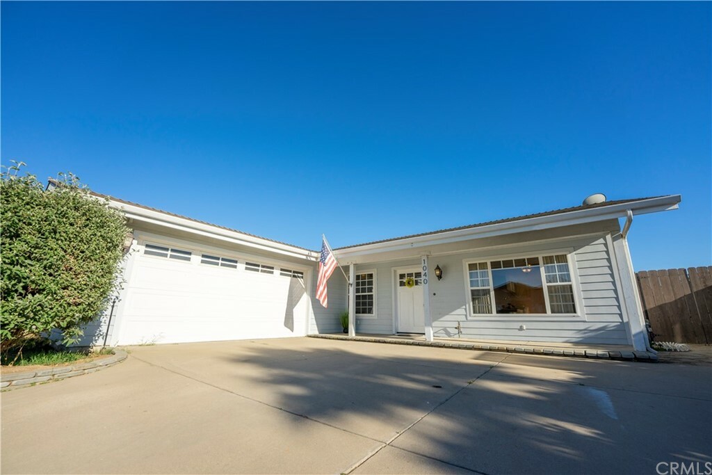 Property Photo:  1040 Columbus Drive  CA 93454 