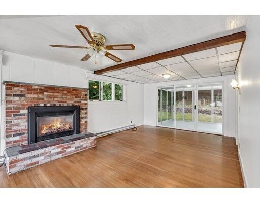 Property Photo:  5 Almount Ter  MA 01420 