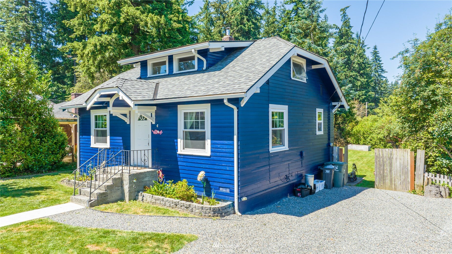 Property Photo:  1711 62nd Street SE  WA 98203 