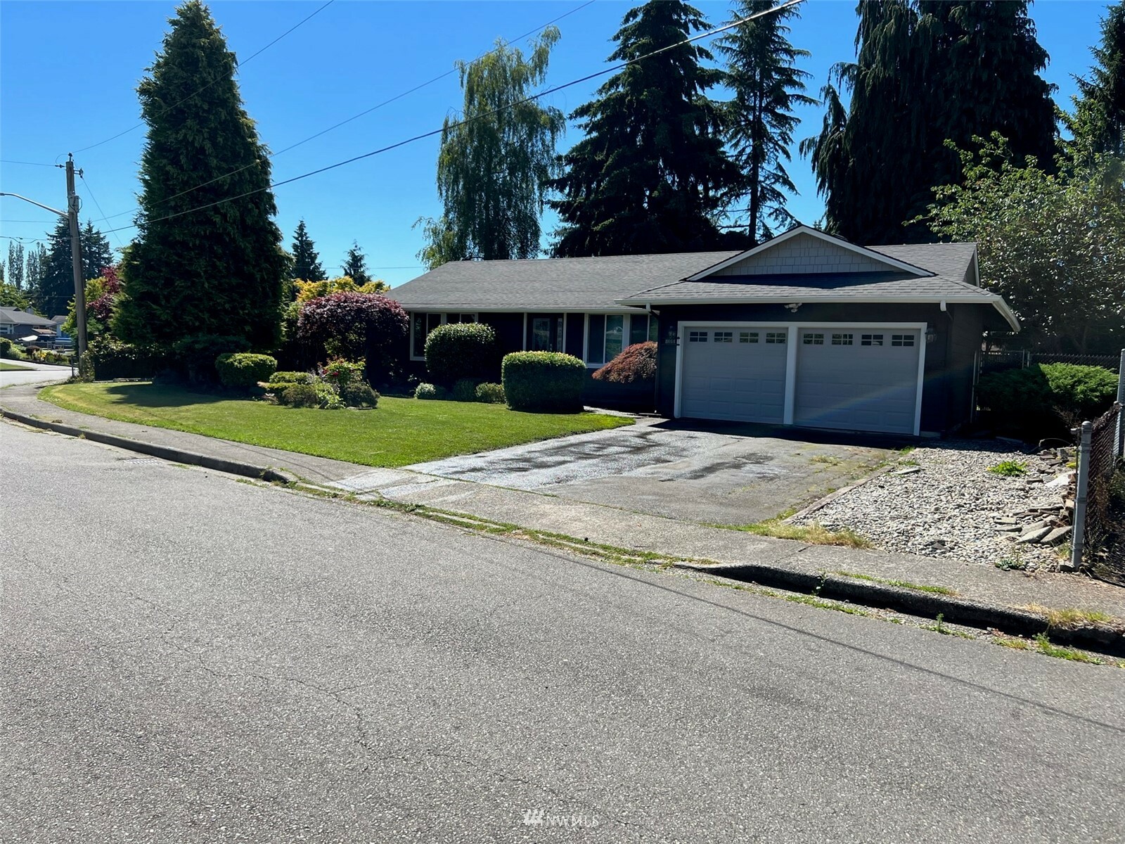 Property Photo:  2051 S 289th Street  WA 98003 