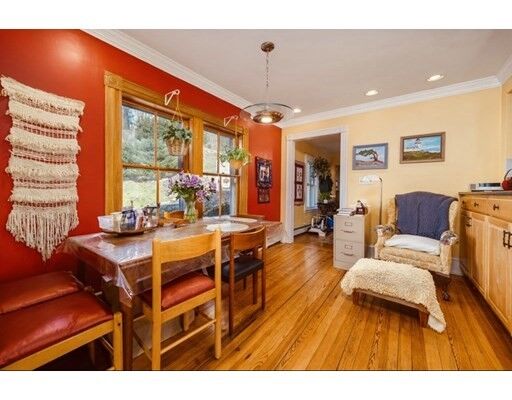 Property Photo: 133 Brattle St 1 MA 02474