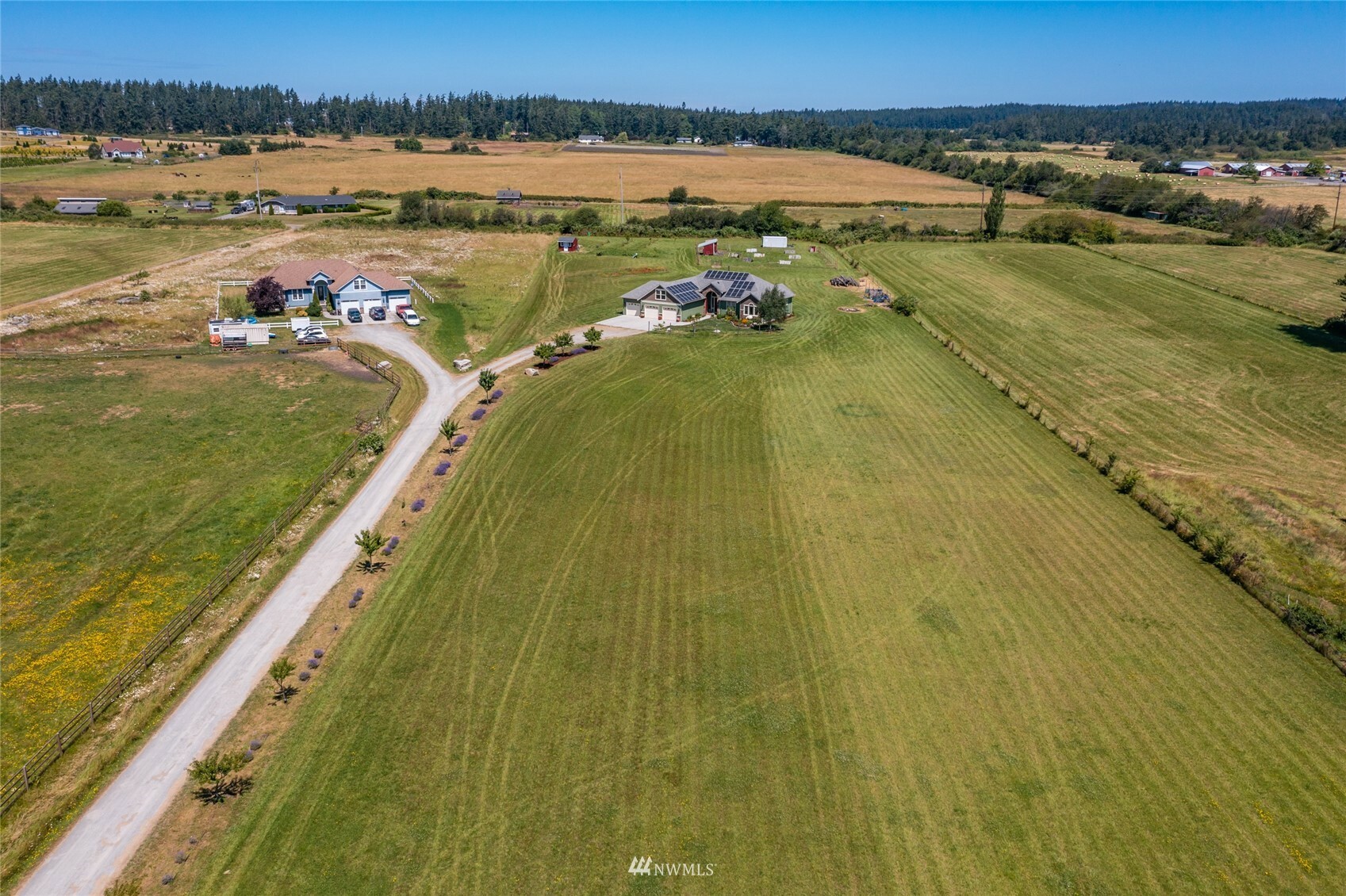 Property Photo:  120 W Crescent Harbor Road  WA 98277 