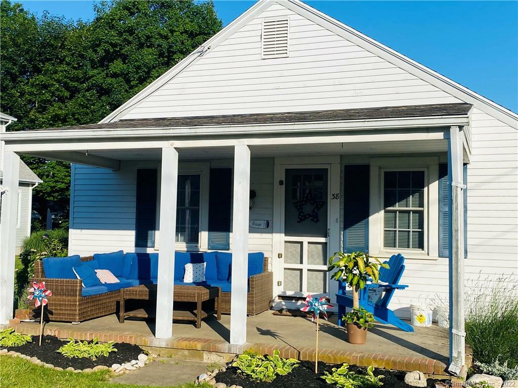Property Photo: 38 Seabreeze Road CT 06475