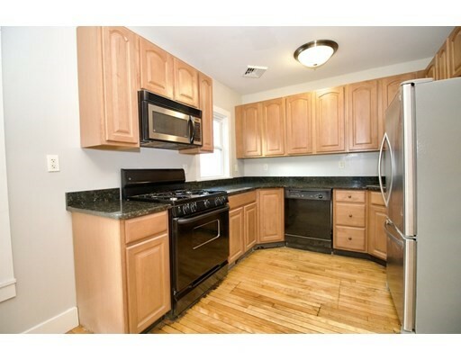 Property Photo:  53 South Central St 2  MA 01835 