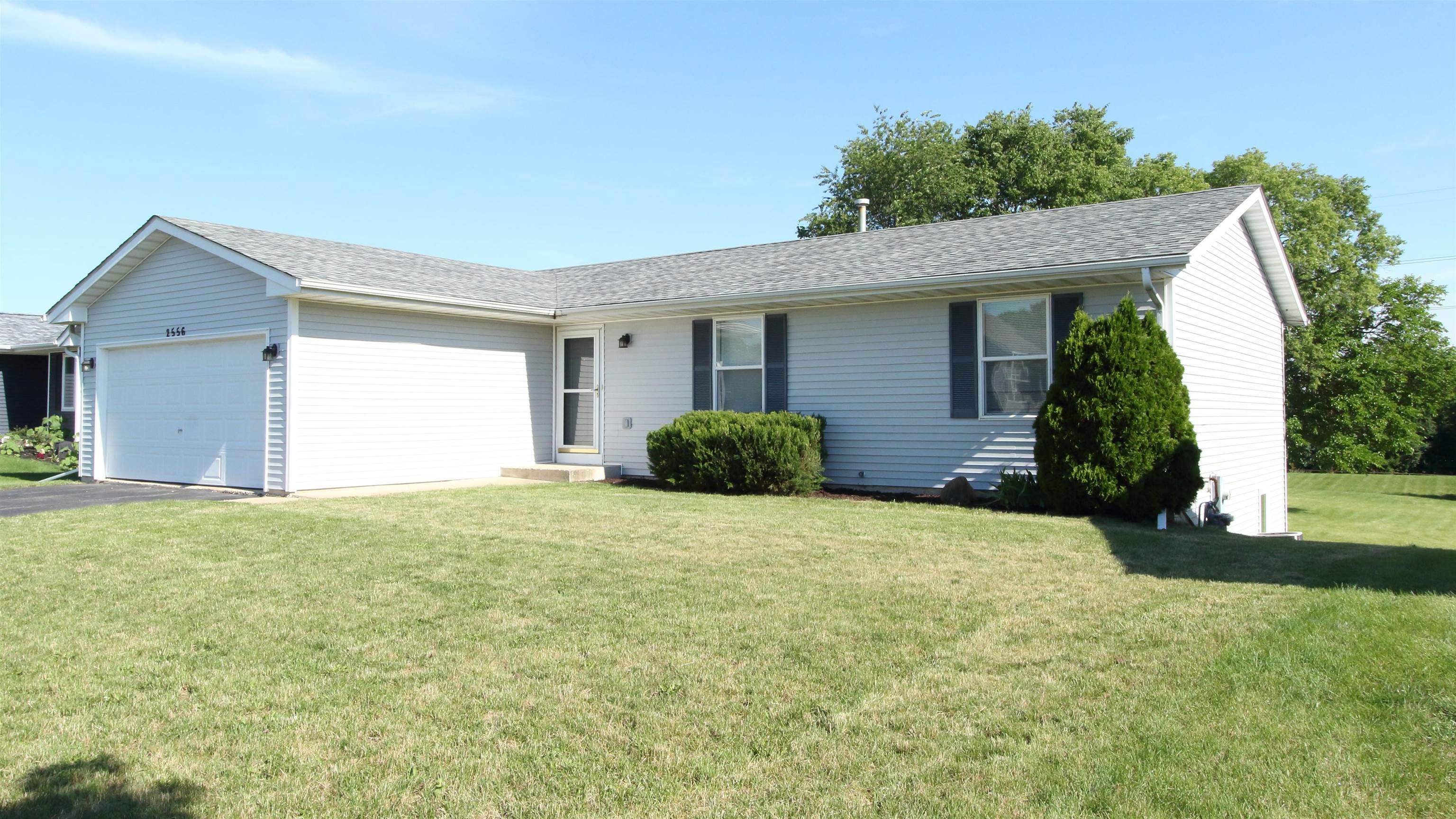 Property Photo:  2556 Whitmire Drive  IL 61109 