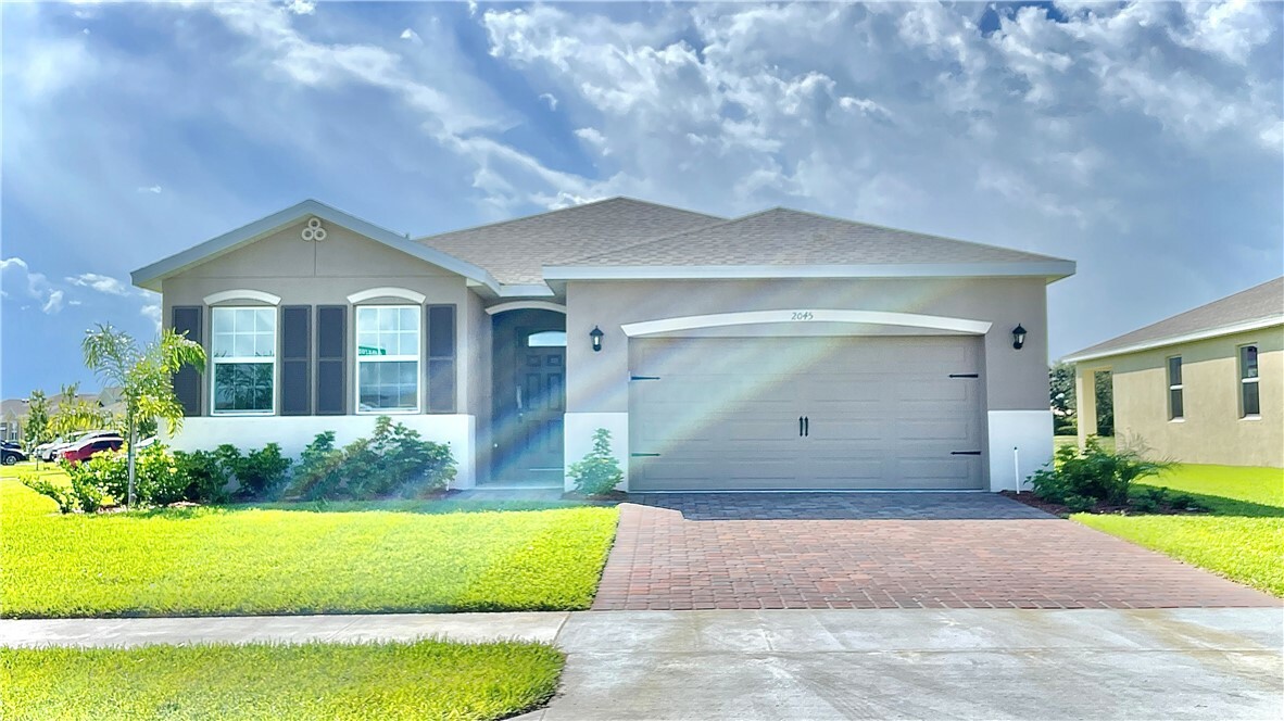 Property Photo:  2045 Amazon Way SW  FL 32962 