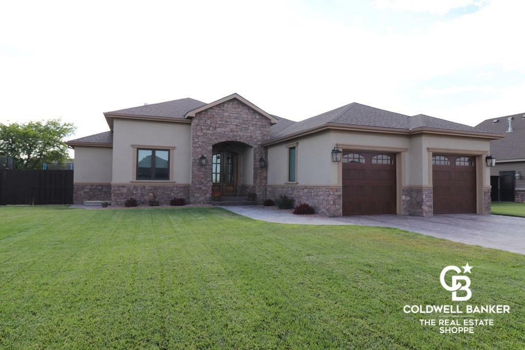 Property Photo:  519 Maple  KS 67871 