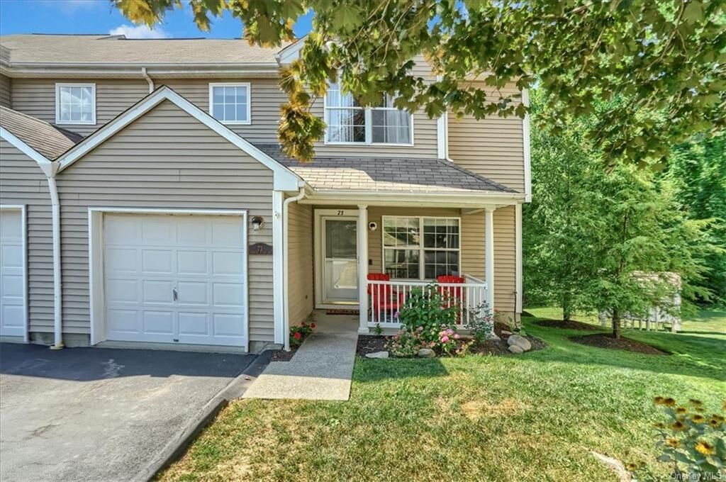 Property Photo:  73 Sparrow Ridge Road 15-D  NY 10512 