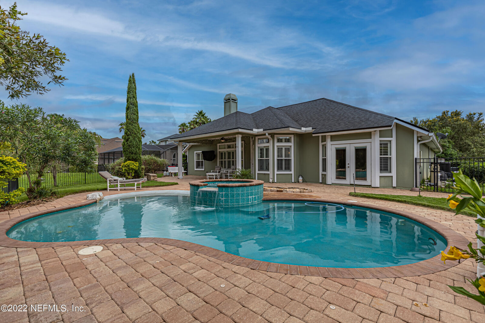 Property Photo: 2058 Thornhill Drive FL 32003