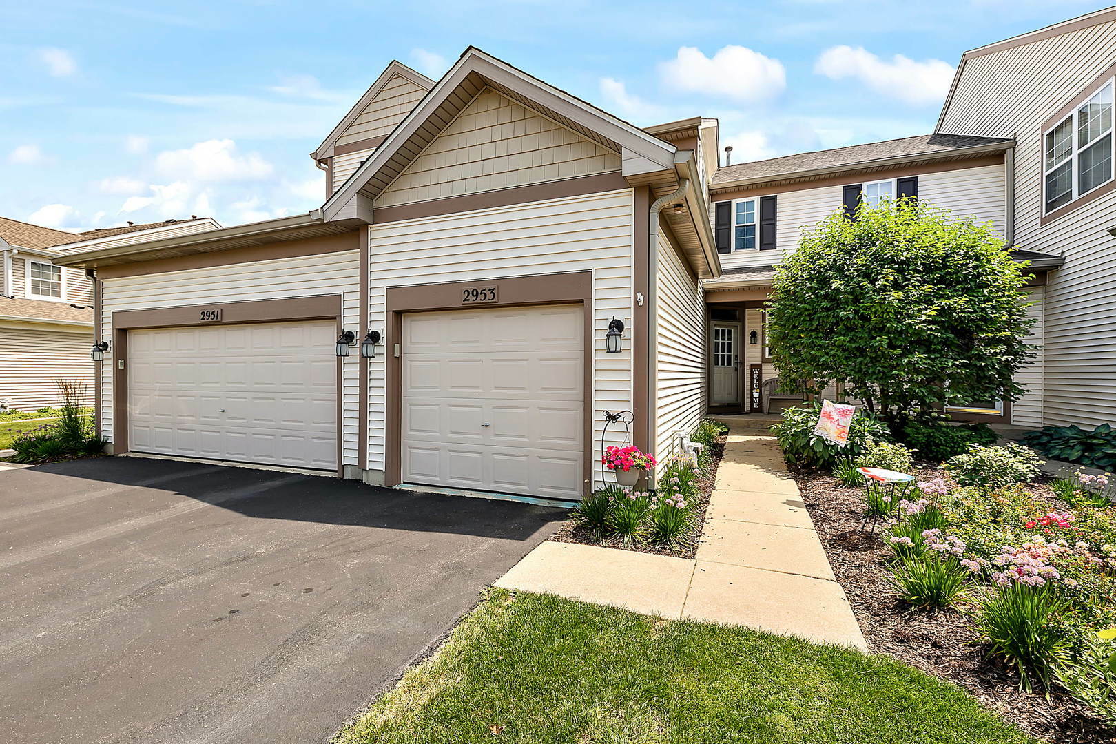 Property Photo:  2953 Gypsum Circle  IL 60564 