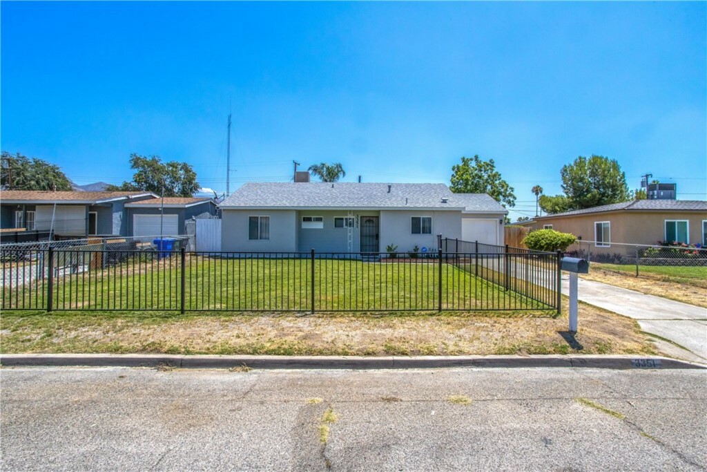 Property Photo: 3351 N Golden Avenue CA 92404