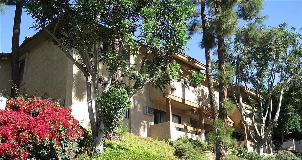 Property Photo: 265 Loma Alta Drive D6 CA 92054