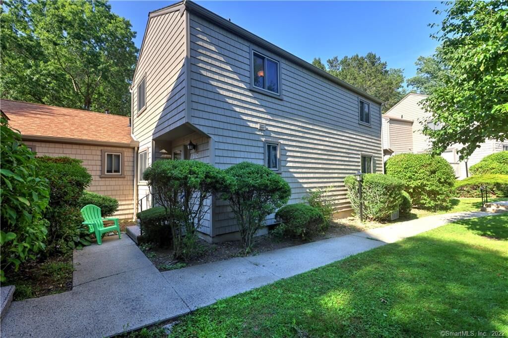 Property Photo: 31 Happy Hollow Circle C CT 06614