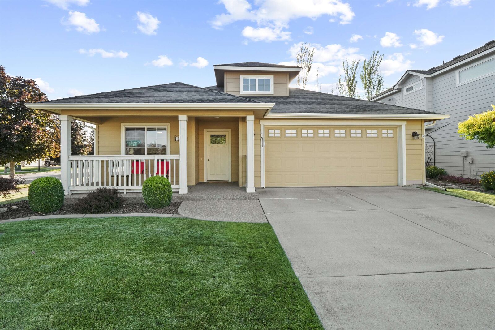 Property Photo: 1811 N Caufield Rd WA 99016