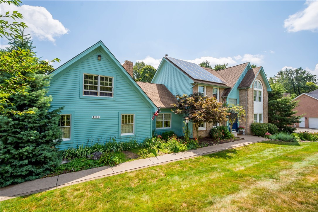 Property Photo:  1115 Sandstone Road  PA 15601 