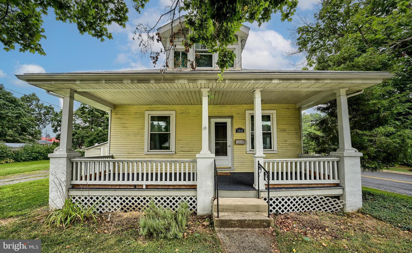 Property Photo: 3842 Locust Lane PA 17109