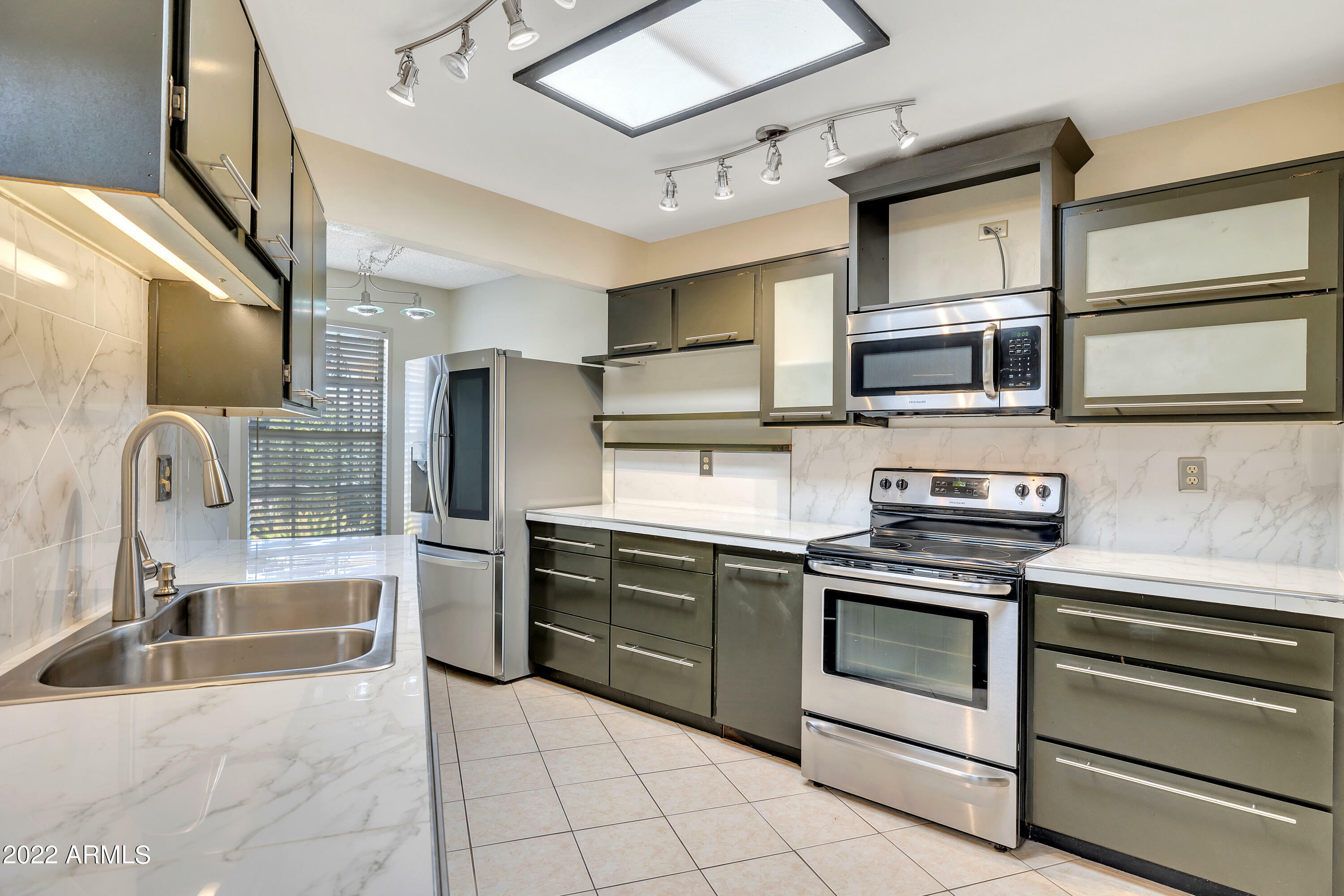 Property Photo: 17012 N 107th Avenue AZ 85373