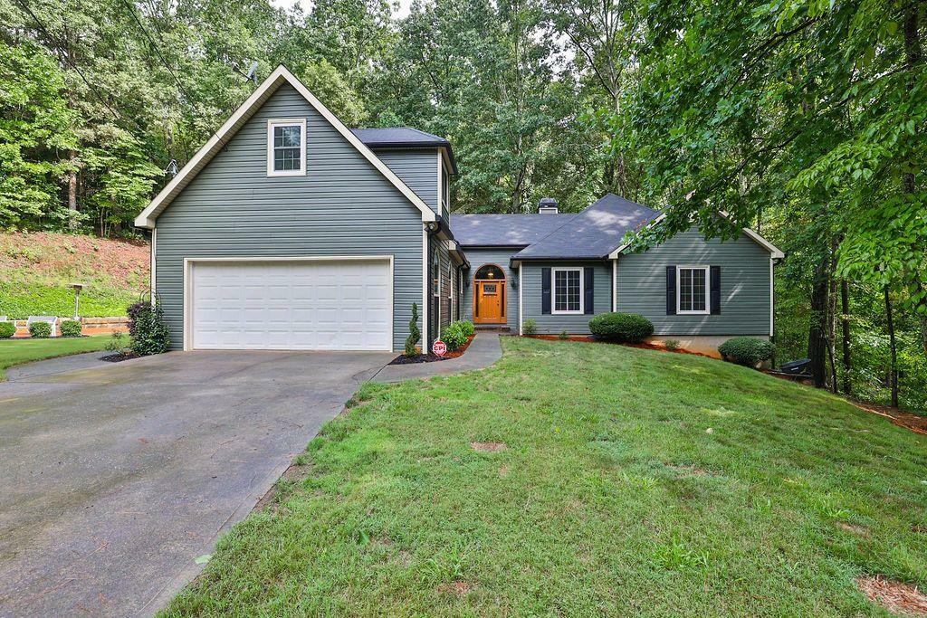 2075 Trade Winds Drive  Canton GA 30115 photo