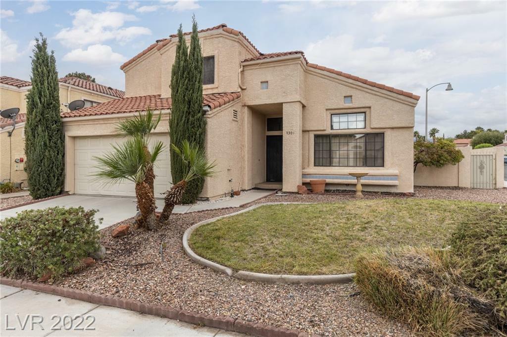 Property Photo: 3301 Ventana Hills Drive NV 89117
