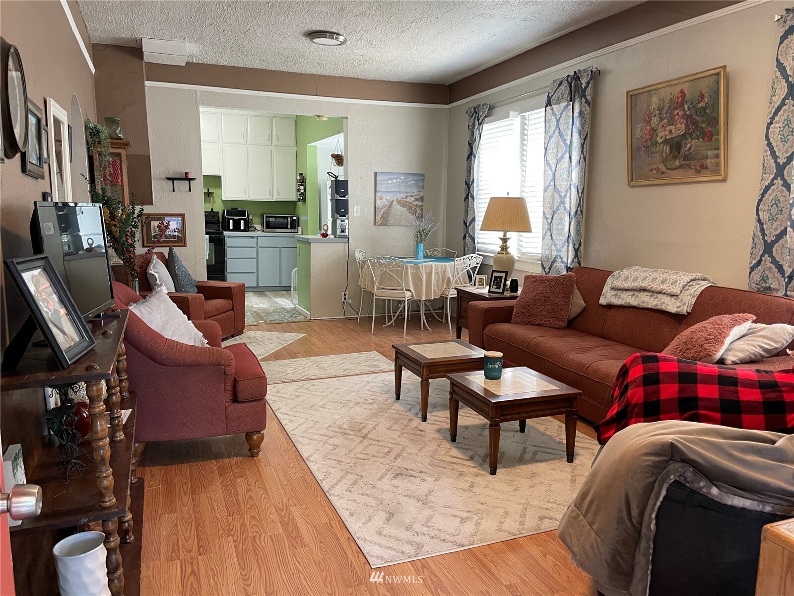 Property Photo: 209 SE Birch Avenue WA 99324