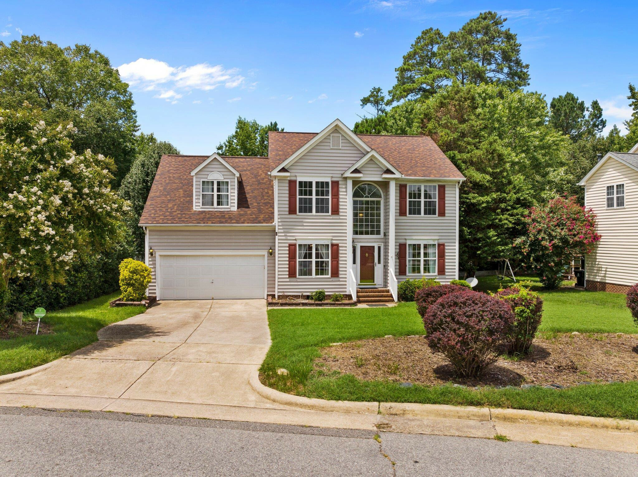 Property Photo: 1009 Planters Trail Court NC 27545