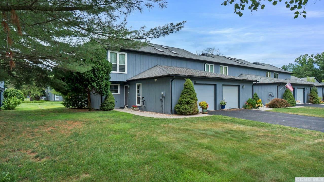 Property Photo:  2 North Loop  NY 12572 