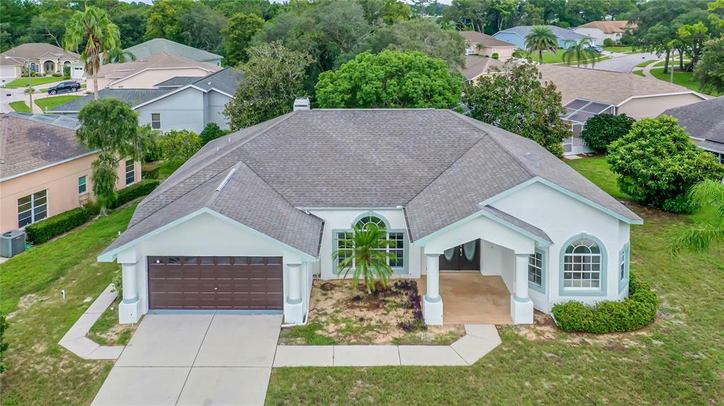 Property Photo:  8210 Coral Creek Loop  FL 34667 