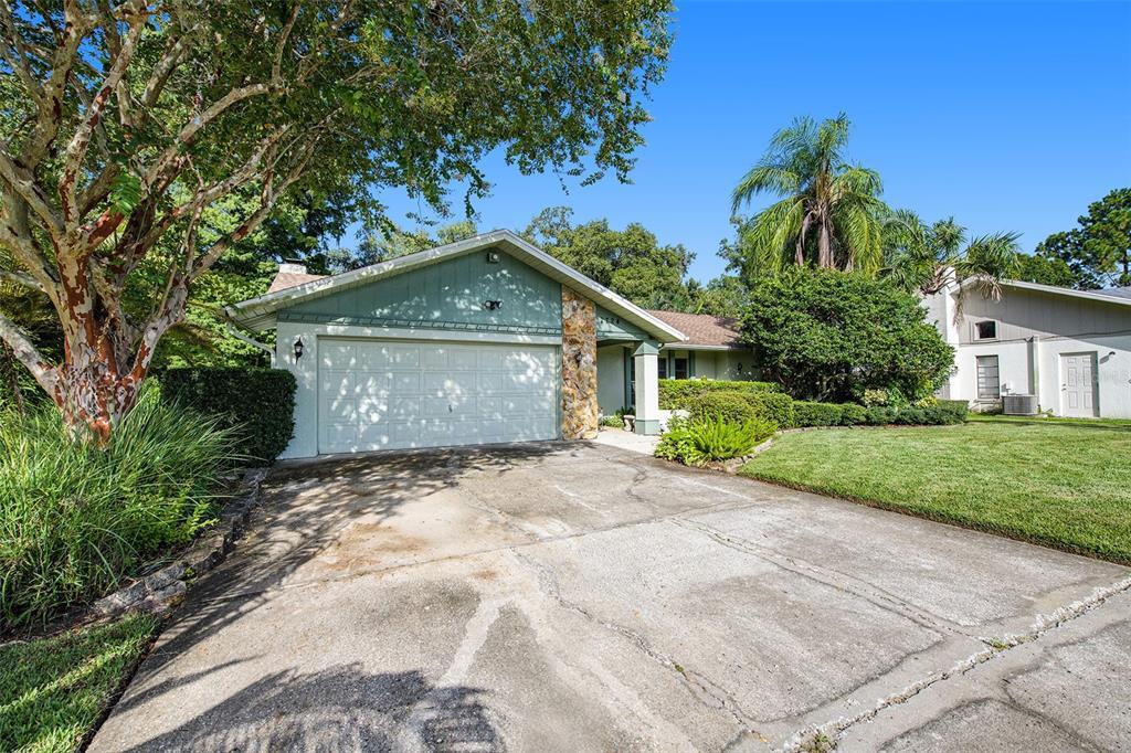 Property Photo: 2724 Quiet Hollow Court FL 34655