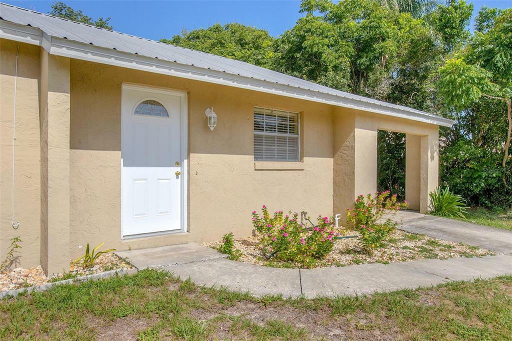 Property Photo:  1948 Urbana Avenue  FL 32725 