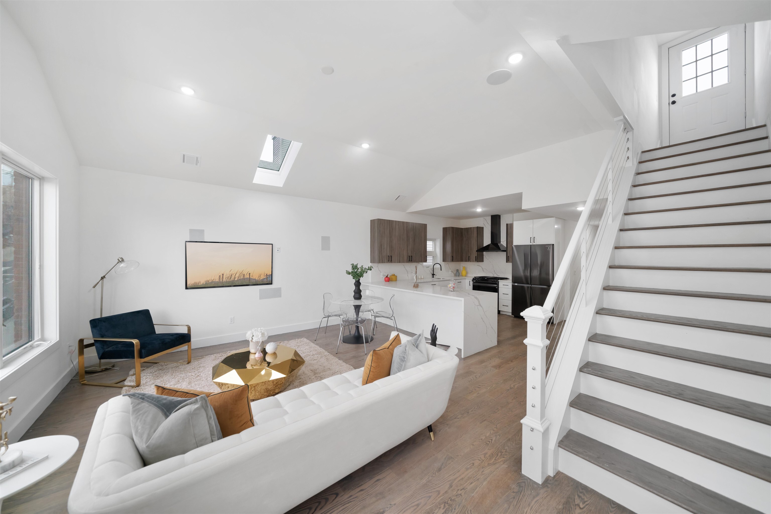 Property Photo: 199 Lincoln St 2 NJ 07307