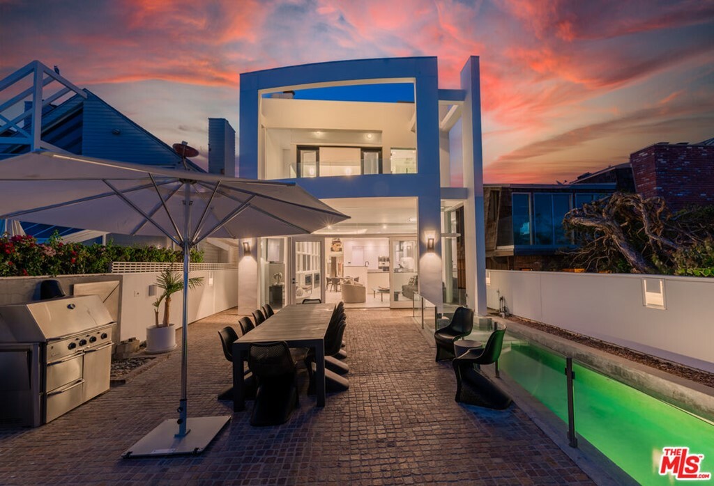 Property Photo: 23754 Malibu Road CA 90265