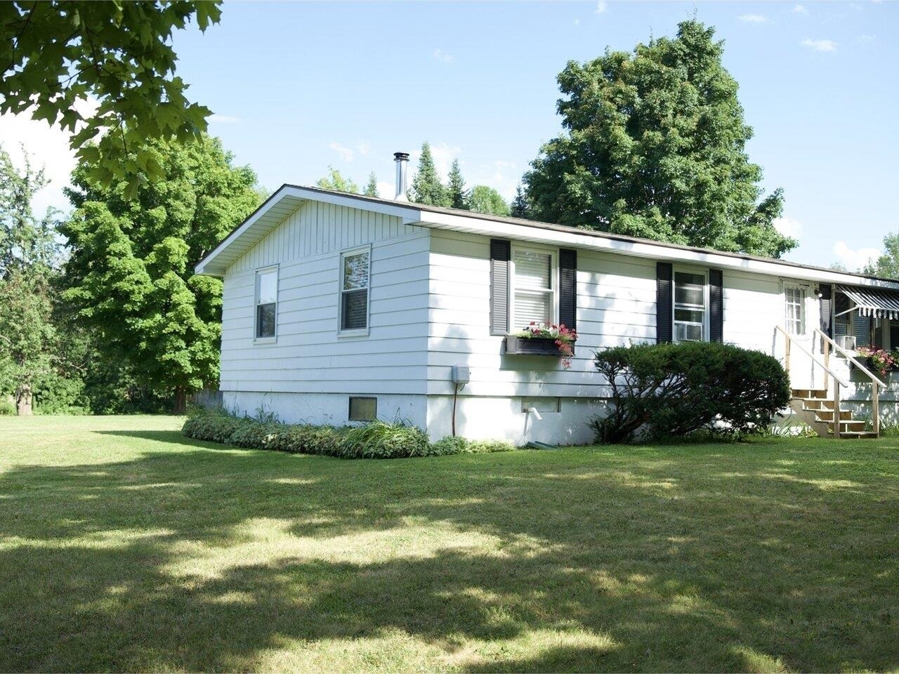 Property Photo:  41 South Street  VT 05486 