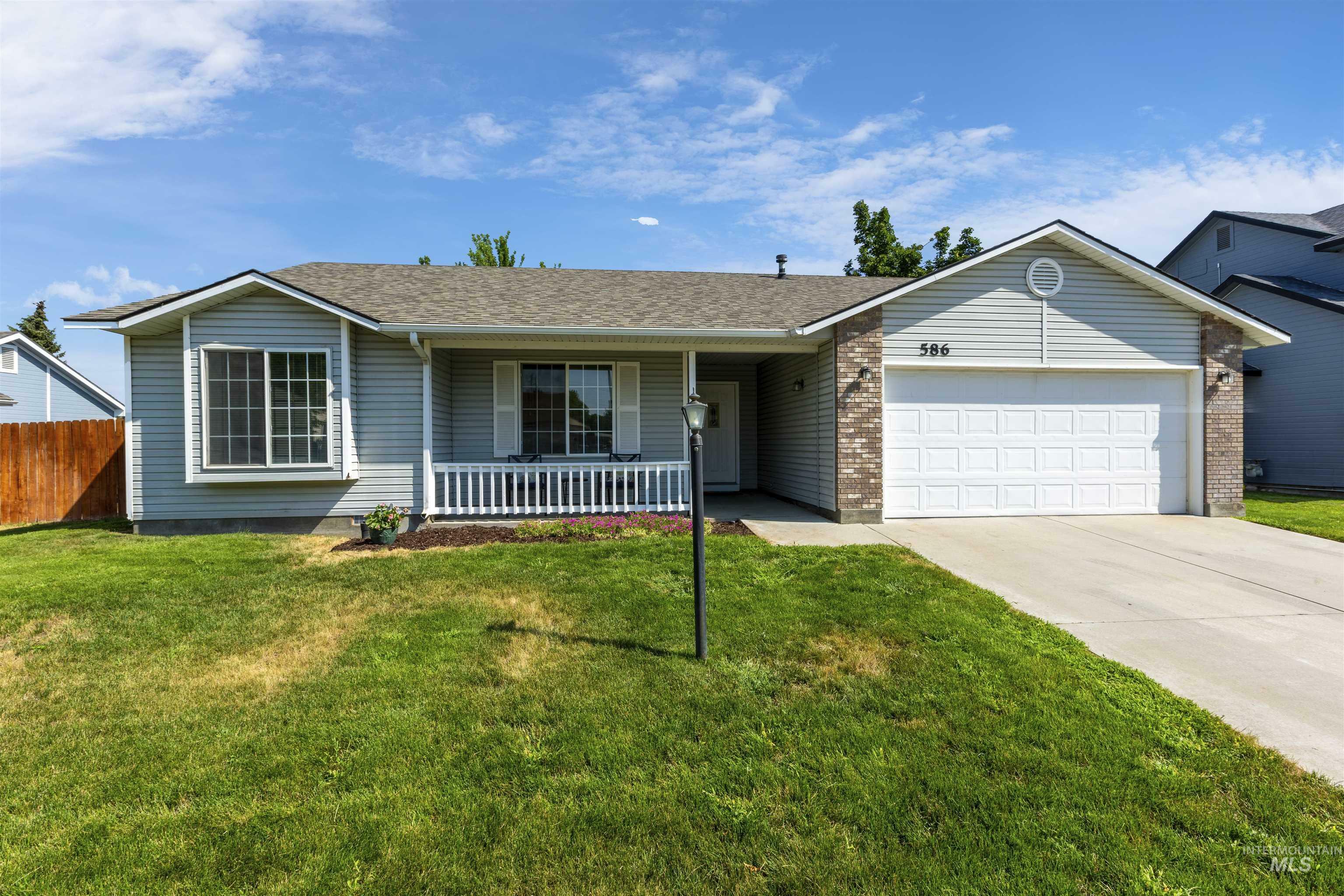 Property Photo: 586 W Criterion ID 83642