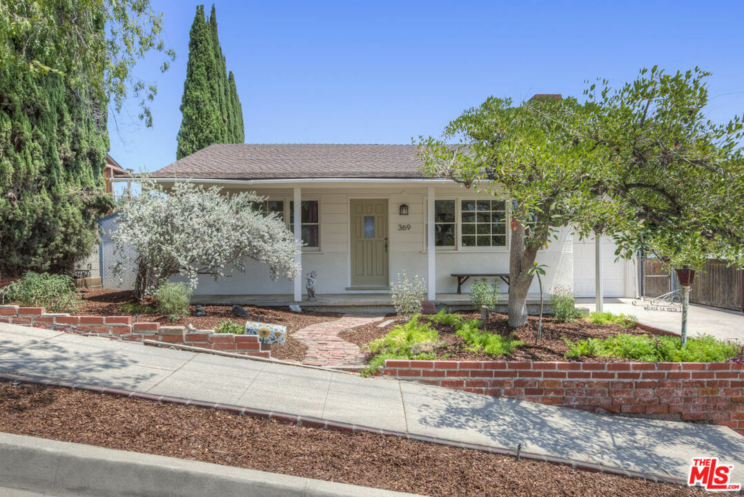 Property Photo:  369   Canyon Vista Dr  CA 90065 