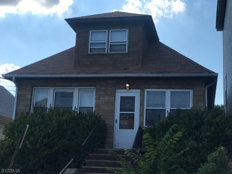 Property Photo:  1278 White St  NJ 07205 