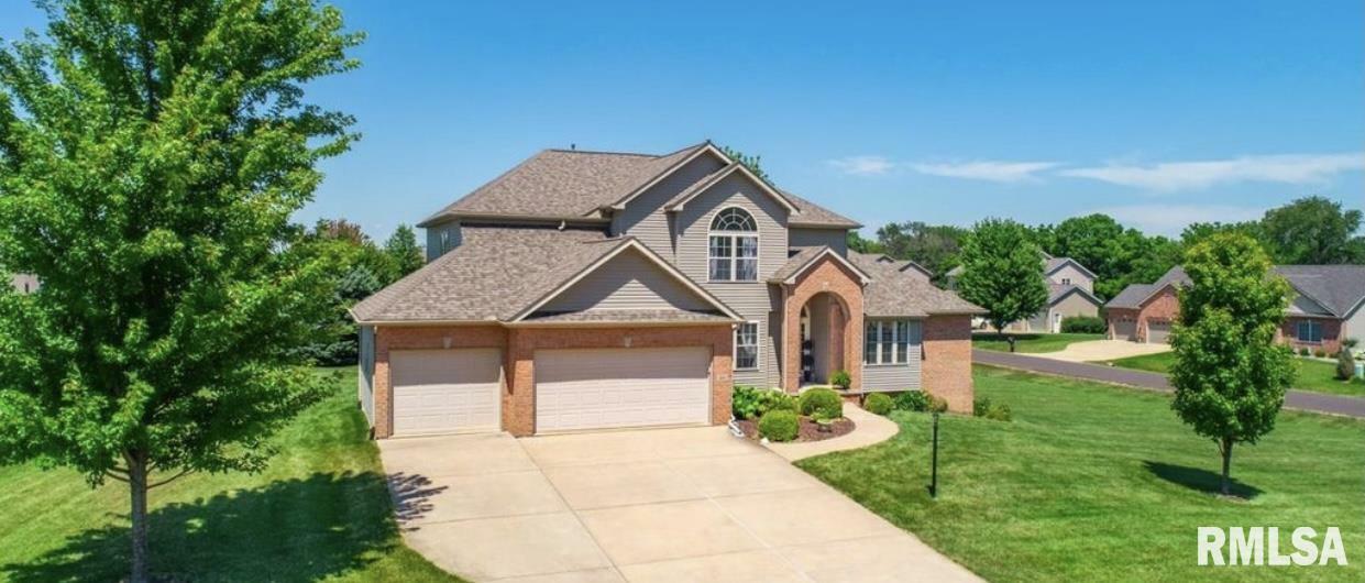 Property Photo: 303 Cottingham IL 61548