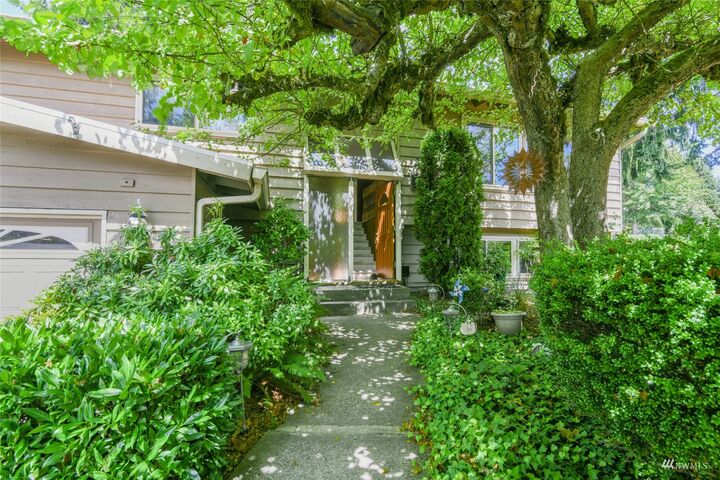 Property Photo: 10412 NE 196th Street WA 98011