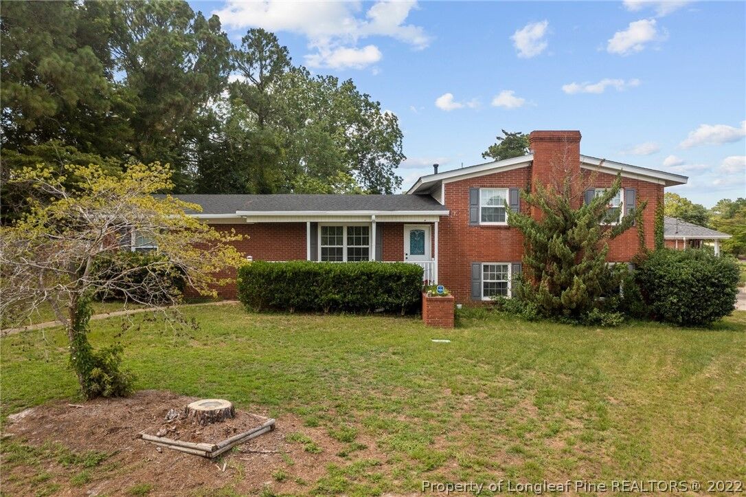 Property Photo:  1957 Glenwick Drive  NC 28304 