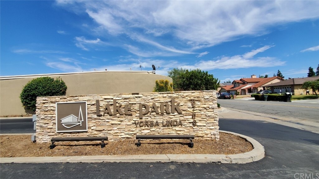 Property Photo:  16750 Lake Park Way  CA 92886 