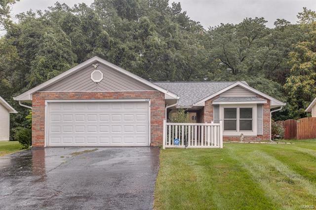 Property Photo: 1214 Jacquelyn Court IL 62062