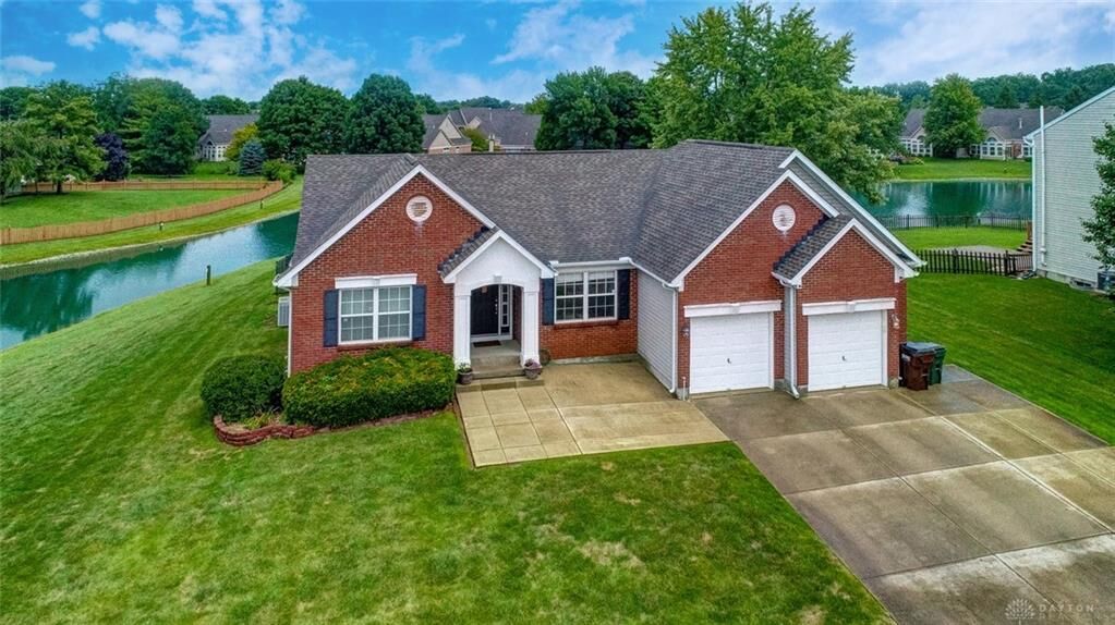 Property Photo:  1239 Yankee Woods Drive  OH 45458 