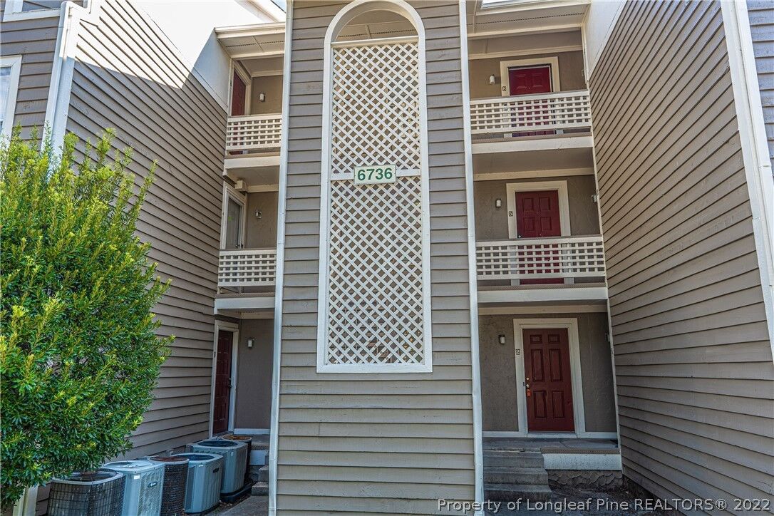 Property Photo:  6736 Willowbrook Drive 4  NC 28314 