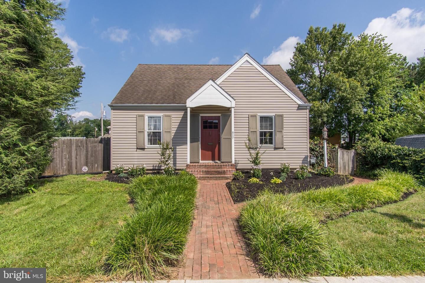 Property Photo: 517 Indiana Avenue MD 21740