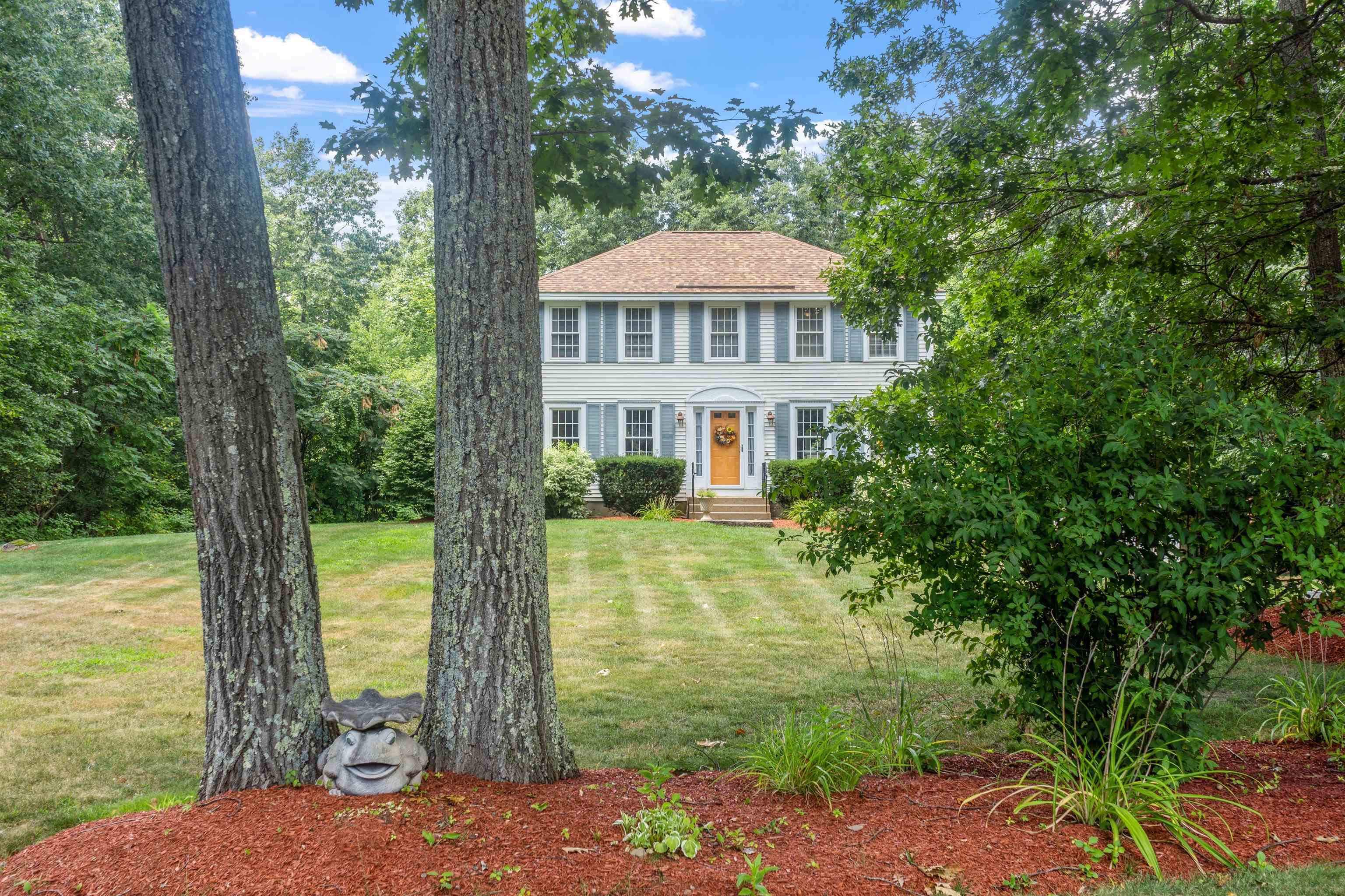 Property Photo: 11 Diamond Drive NH 03038