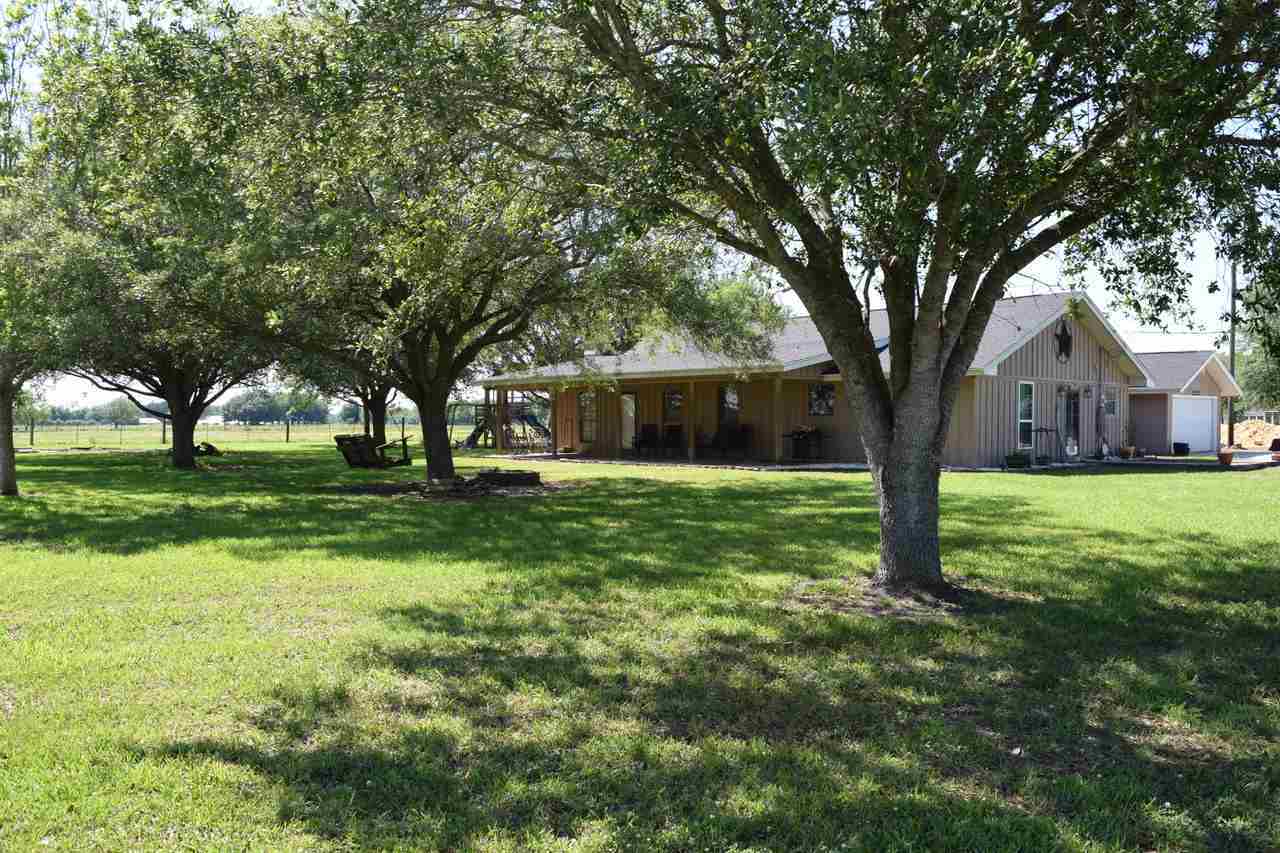 Property Photo:  19088 Dove Meadow Road  TX 77705 