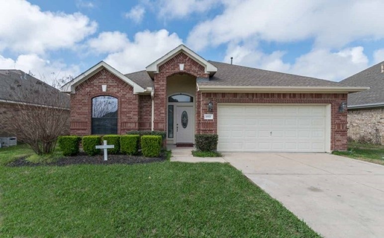 Property Photo:  6521 Ryann  TX 77619 