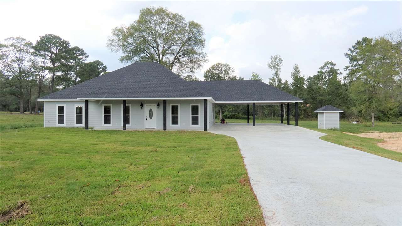Property Photo:  3220 County Road 639  TX 77612 