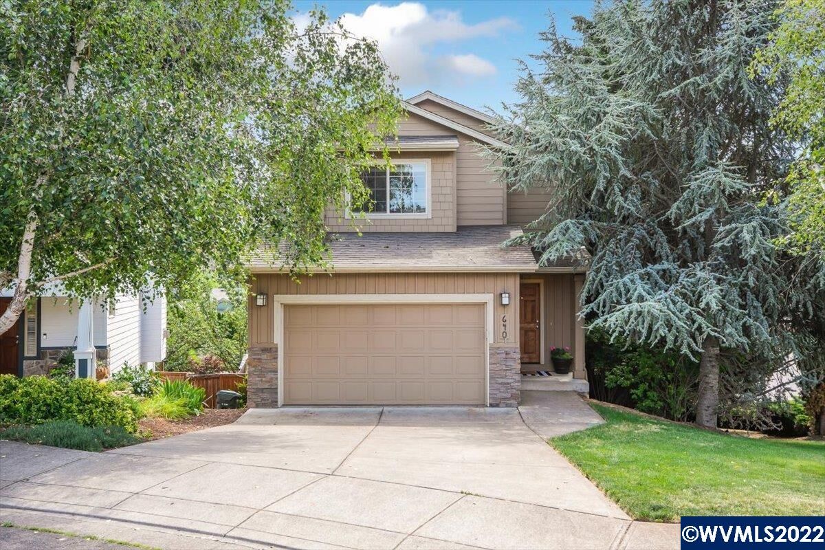 Property Photo: 640 Burley Hill NW Lp NW OR 97304